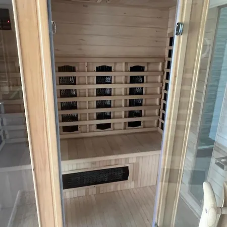 Vakantiehuis Le Jonquet Maison 12 Pers Sauna Jacuzzi *