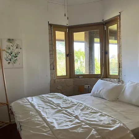 Holiday home Le Jonquet Maison 12 Pers Sauna Jacuzzi Douriez